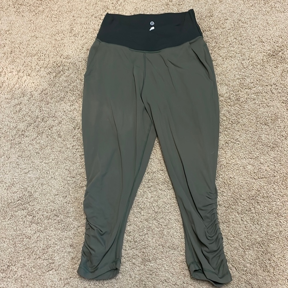 Lululemon Sunset Salutation Crop
